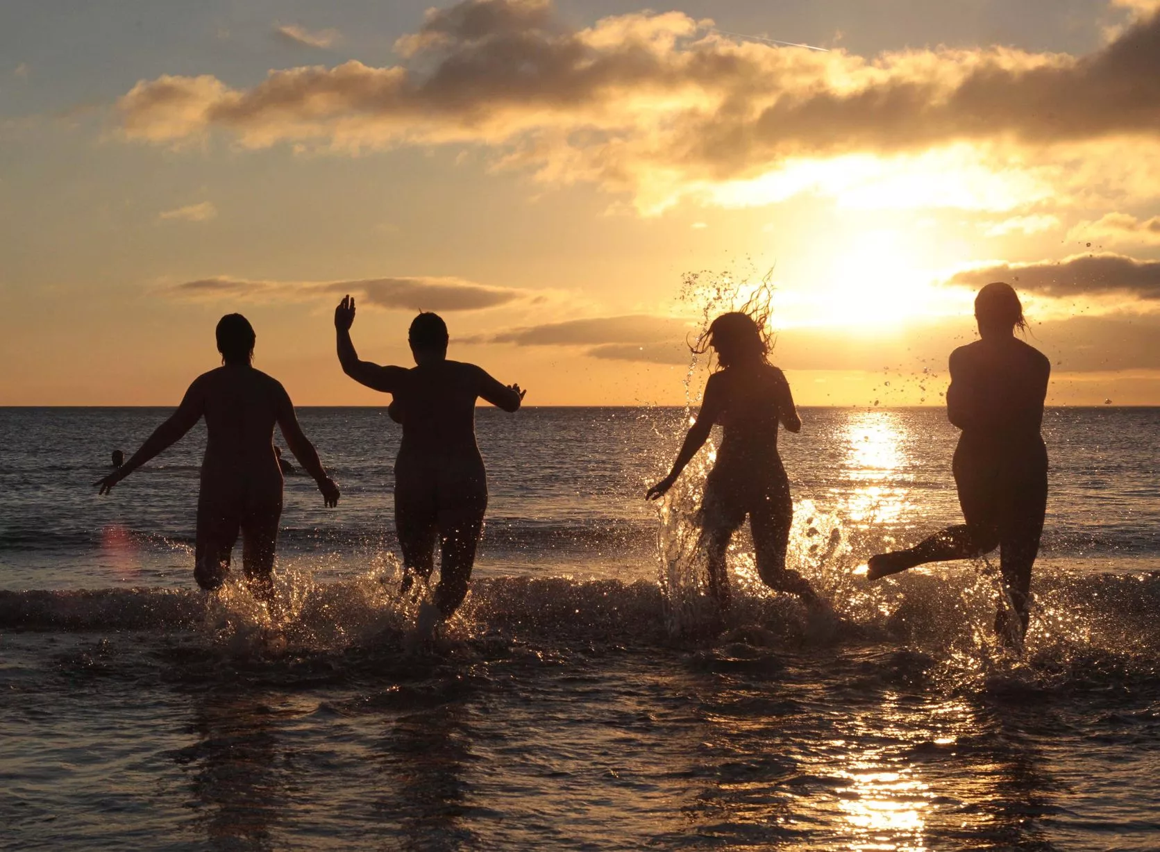 Il concetto del naturismo e la sua differenza con lo scambismo